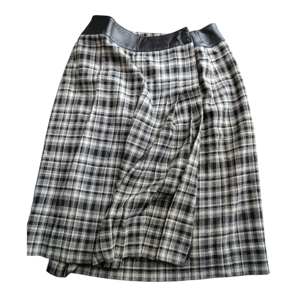 Anne Klein Black and White Plaid Wool Wrap Skirt size 4 - Picture 5 of 10
